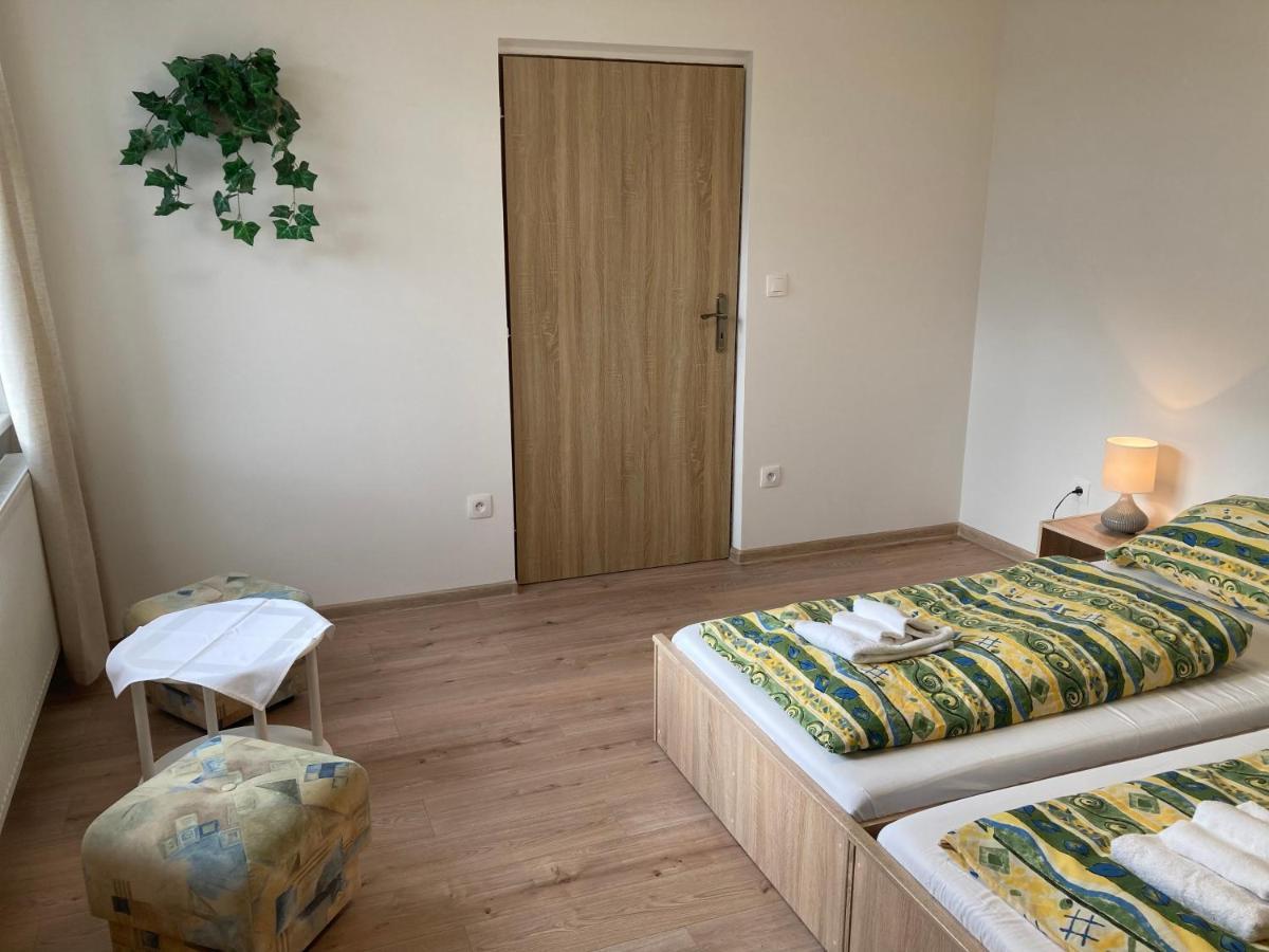 Apartmany Pod Radhostem Roznov pod Radhostem Exterior photo